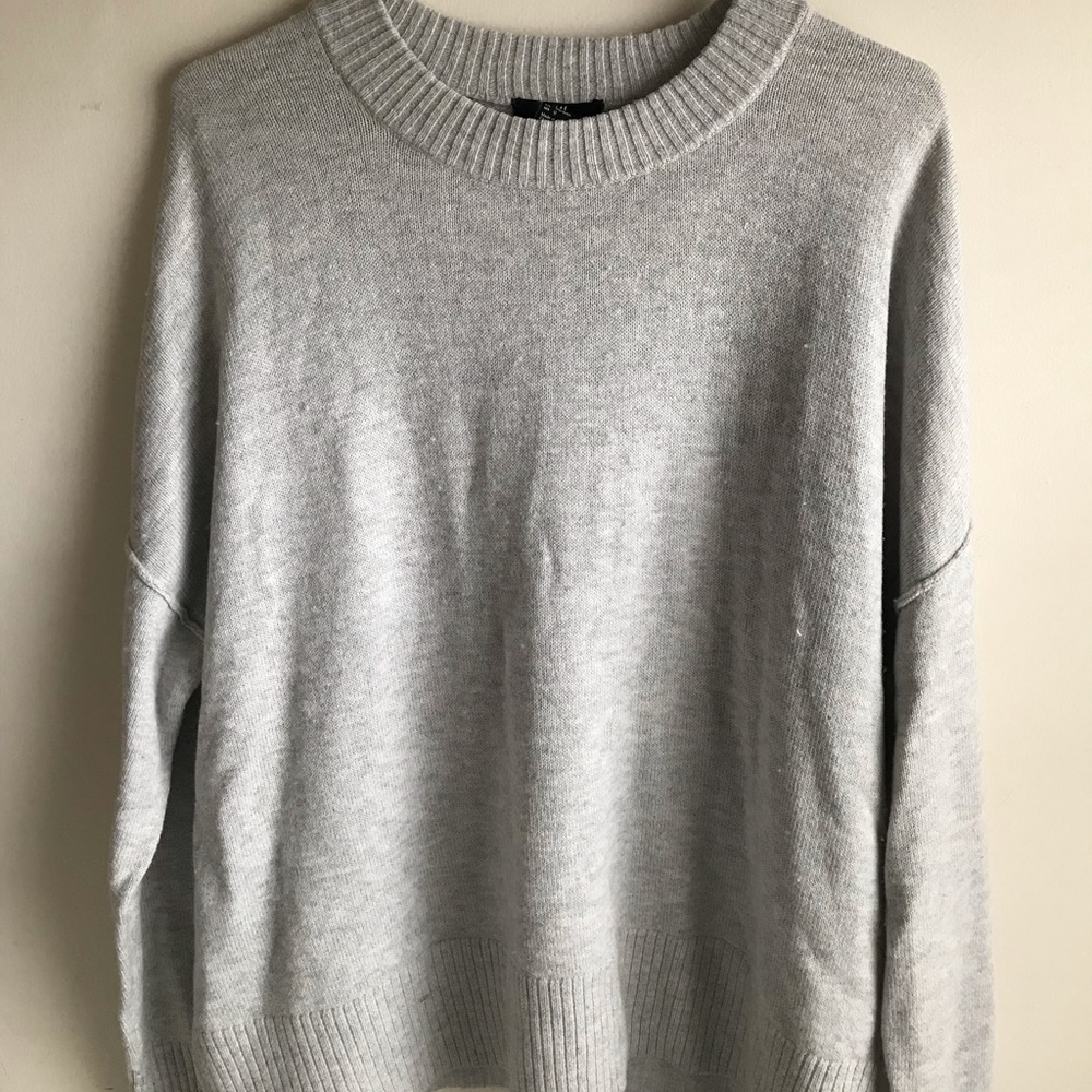 Light grey sweater